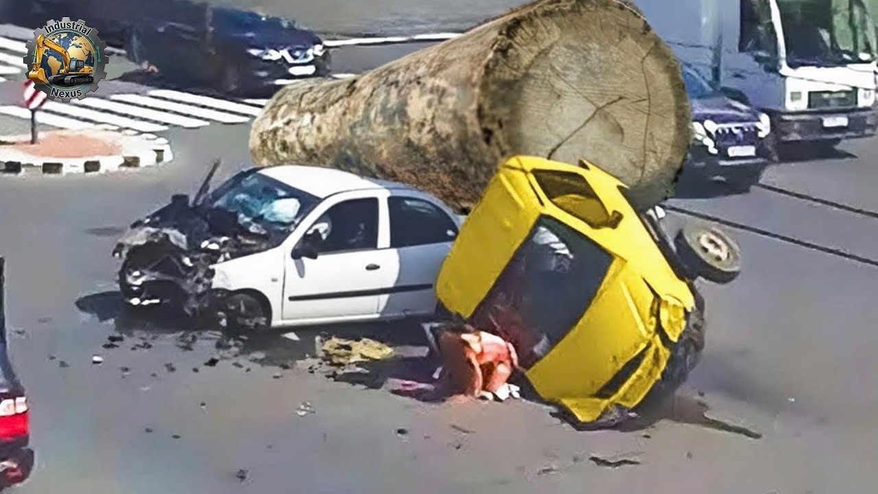 Idiots with Fast Trucks: Heavy Equipment Fails | Extreme Oversized Truck Transport #21