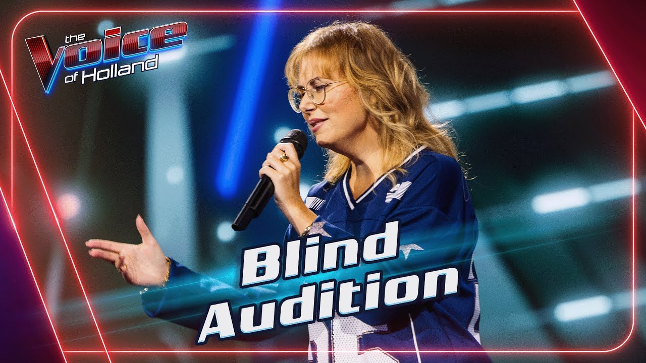 Cleo Vlogman - Therapie | The Voice of Holland | Blind Audition