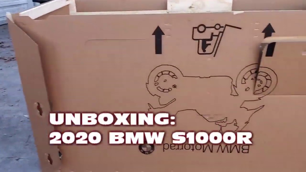 UNBOXING! 2020 BMW S1000R.