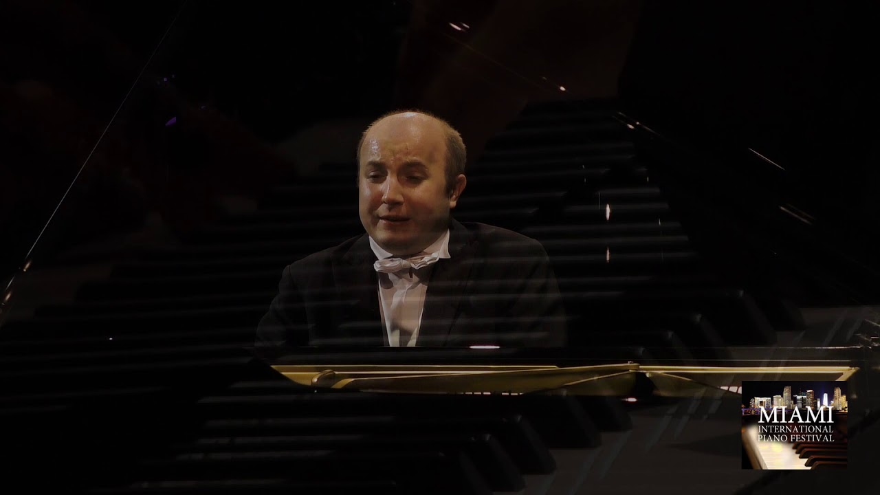 ALEXANDER GAVRYLYUK PLAYS A.  SCRIABIN PIANO SONATA NO.  5