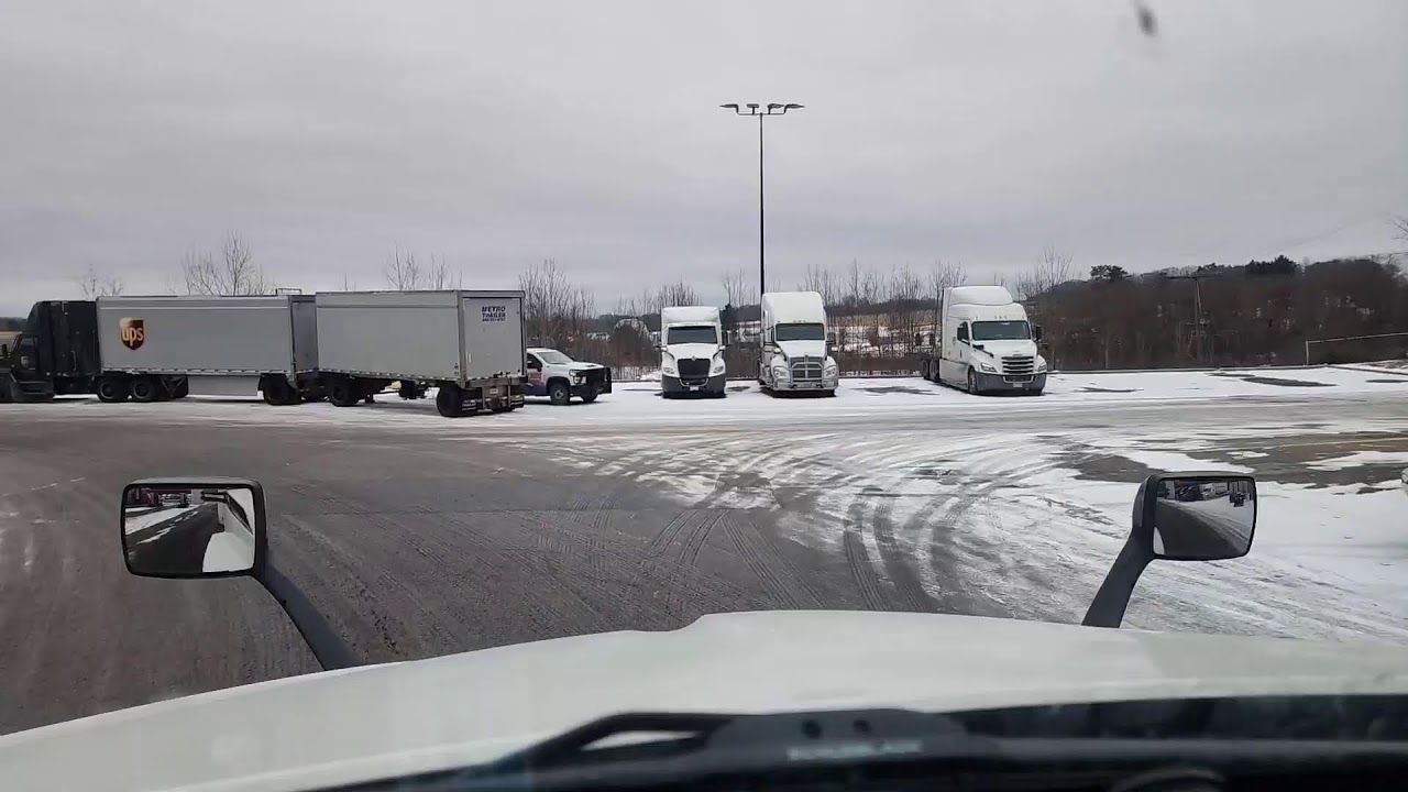 LIVE Trucking | North Canton ➝ Zanesville OH | Trucker POV | Snow driving