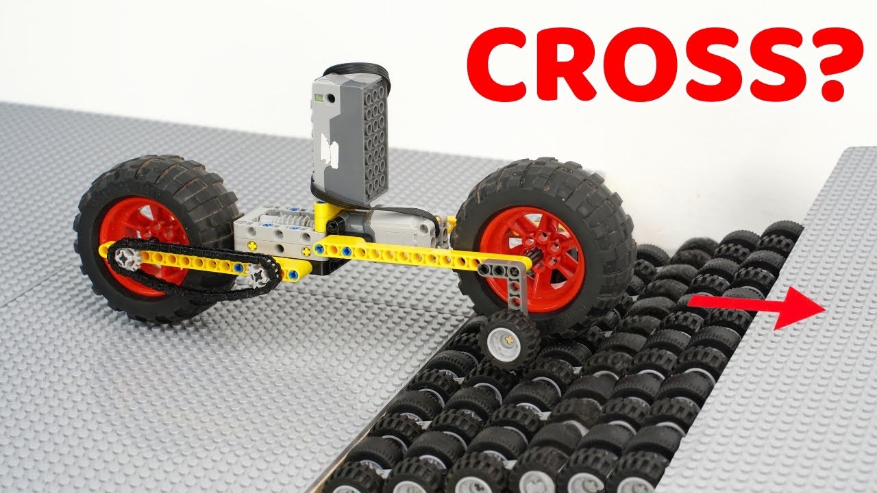 Zbudowałem samochody LEGO, aby pokonać przeszkody na torach! | Lego Boom
