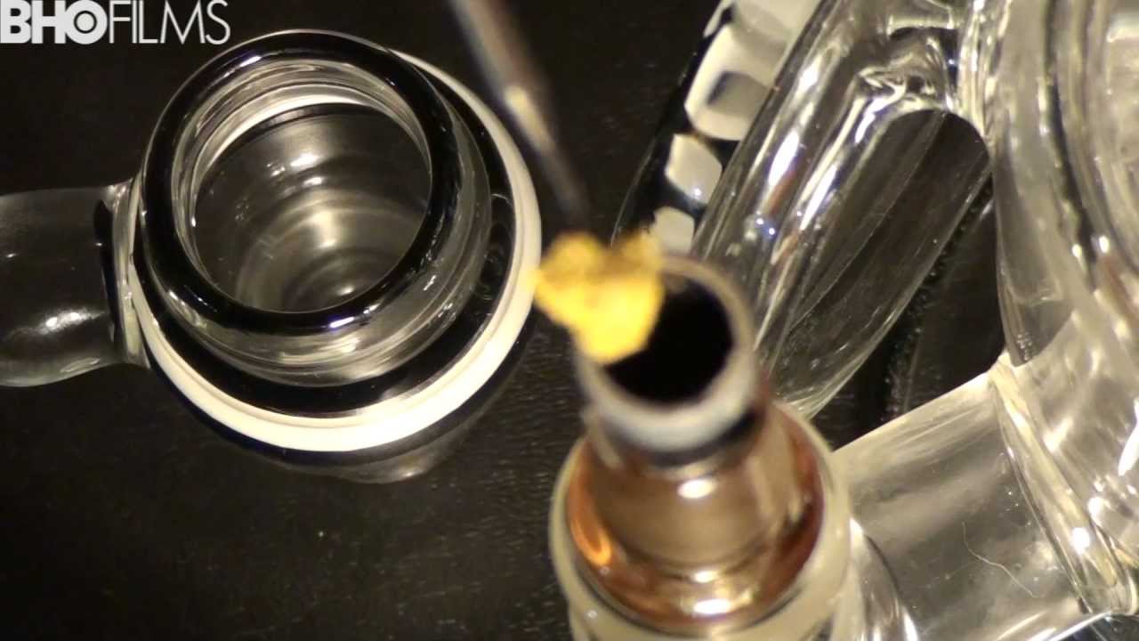 Highly Educated 14 mm V3 Ti Nail Close up
