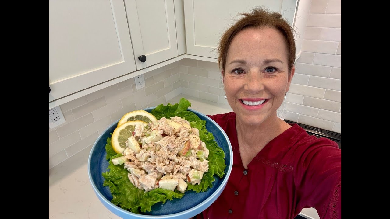 Quick and easy tuna salad that will fill you up without raising your blood sugar
