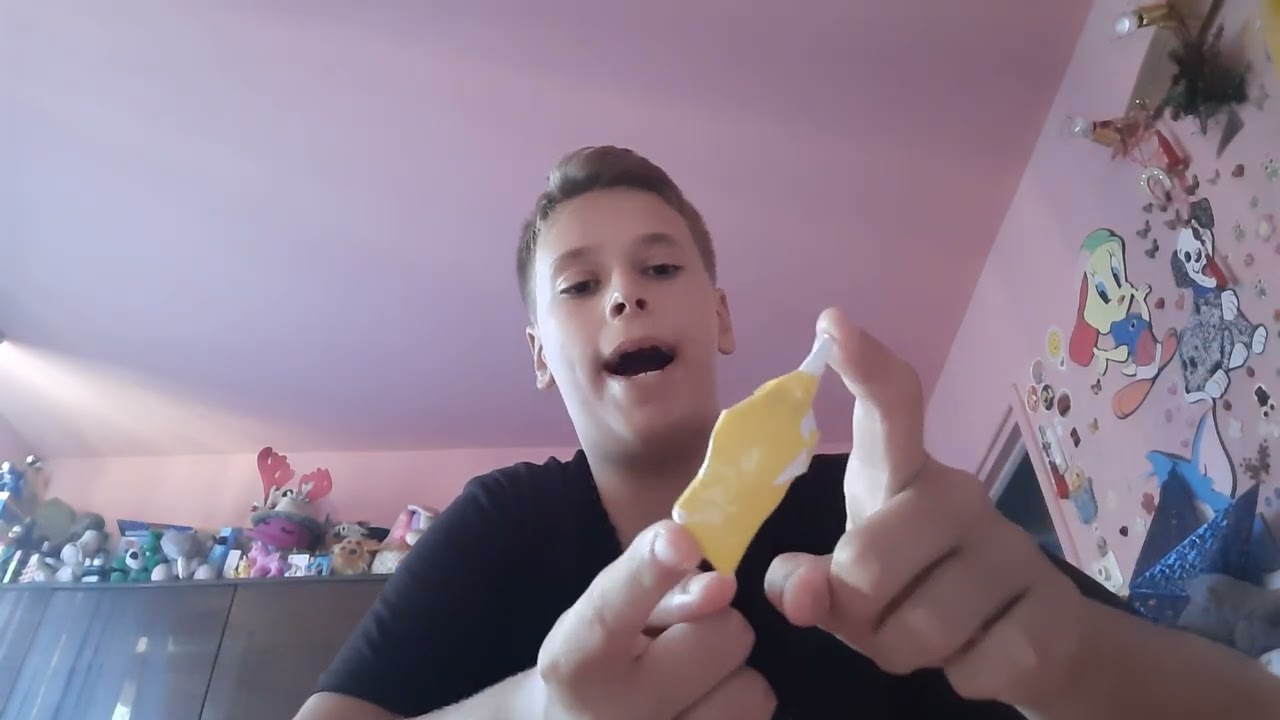 colectie de petarde pe timpul anului