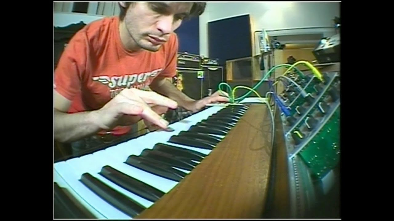 Radiohead - Jigsaw Falling Into Place (Scotch Mist)