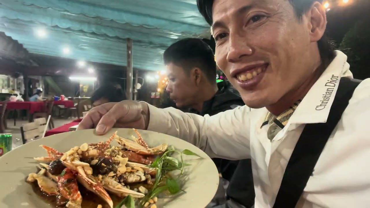 Am thực lau ca cùng tem nhỏ 