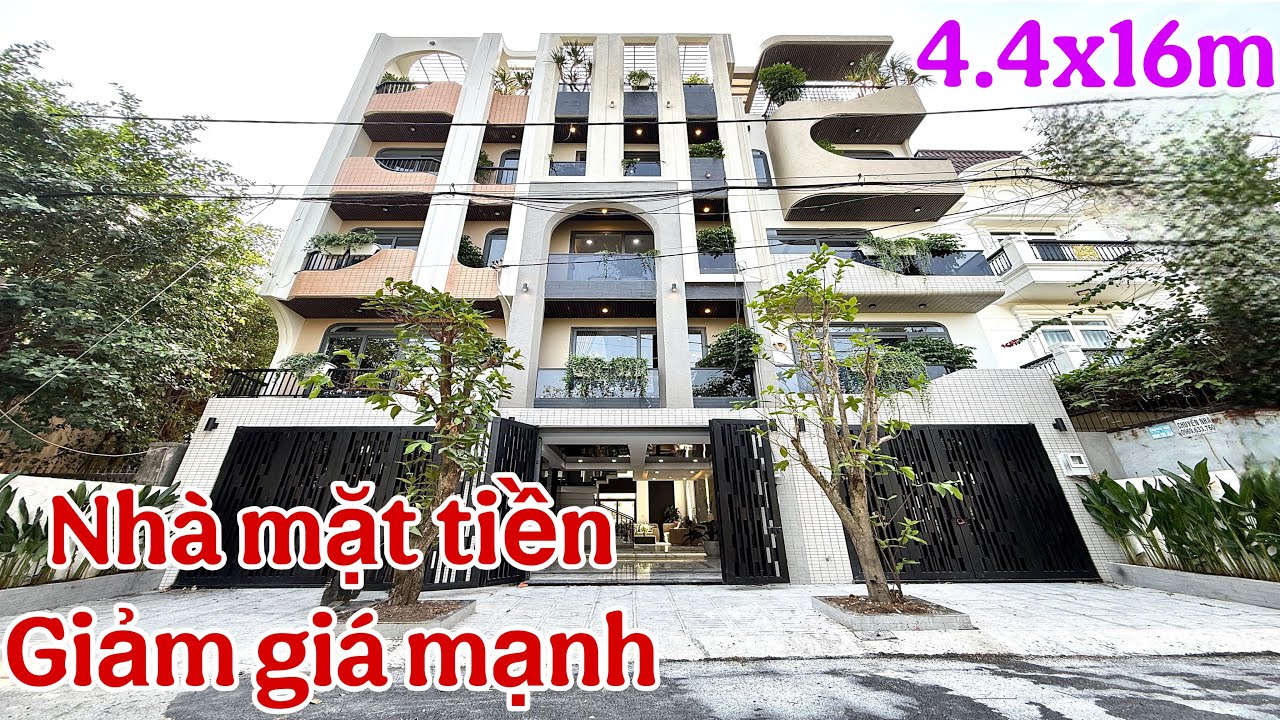 Nhà mặt tiền nằm trên con đường đẹp nhất nhì trục chính Hà Huy Giáp, đại giảm giá bán đầu năm