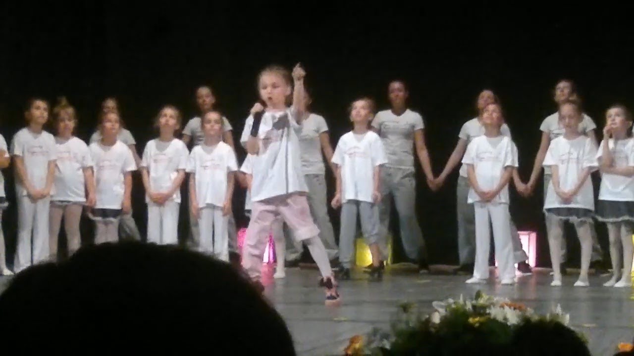 Krisia Todorova: Singing 