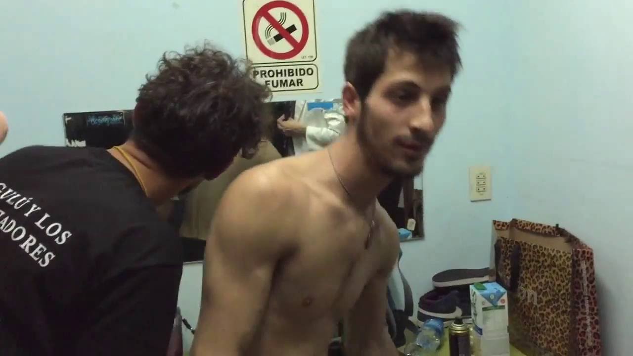 Mungul&uacute; y los Trasmutadores Celular testigo Bauen