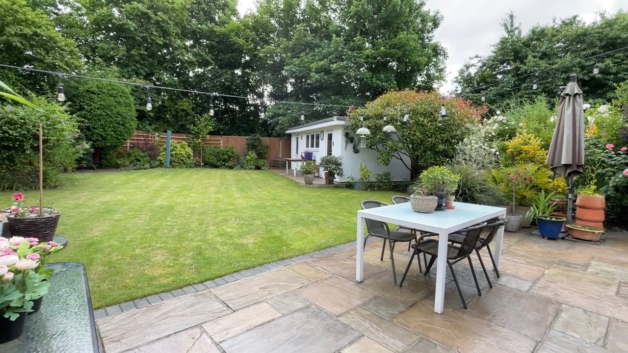 Lime Close, Carshalton