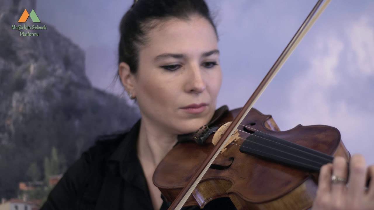 Zeynep Dişcigil (DOSTEL MÜZİK ve SANAT) - Çökertme Türküsü (MUĞLA TÜRKÜSÜ)