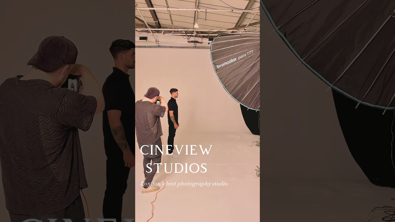 See how high end ecommerce photoshoots are done in professional studio #broncolor #ecommerce