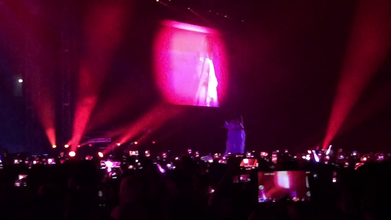 [Ariana Grande] One last time, Live (Fan Sings, High note) - Dangerous Woman Tour(Seoul, Korea)