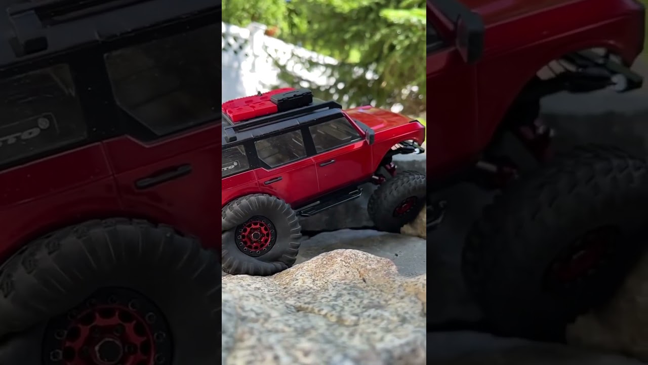 Scx24 bronco tire squish! These tires flex like CRAZY. #shorts #shortsvideo #scx24 #rc #rccrawler