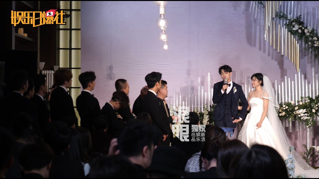 左立哽咽感謝兄弟團：謝謝華晨宇，從比賽后就一直幫助我，有節目就帶上我，有演唱會就請我做嘉賓，我真的不知道我有什麼好，讓他們這麼捧我【2018/10/20】