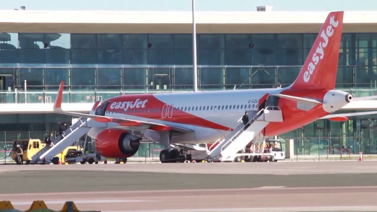 Gibraltar advierte del sellado de pasaportes también si España aplica el control Schengen