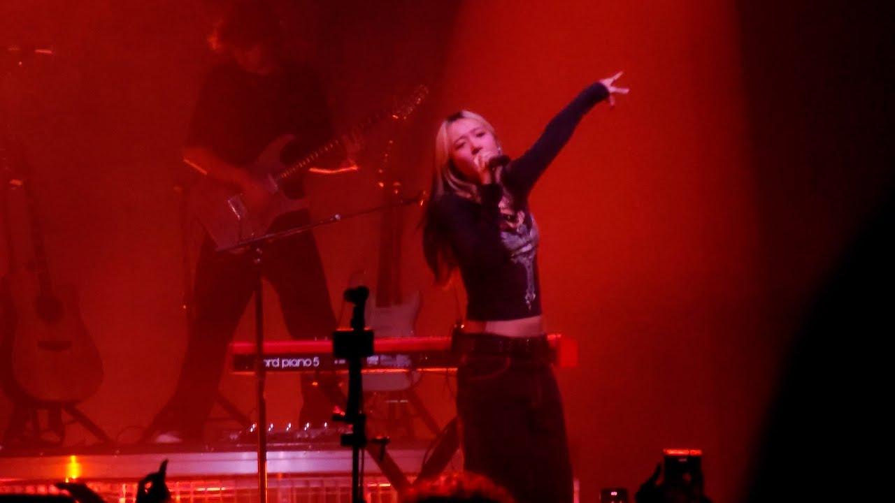 251203 Smells Like Teenage Spirit - Cover Hannah Bahng LIVE for The Misunderstood Tour in Dallas
