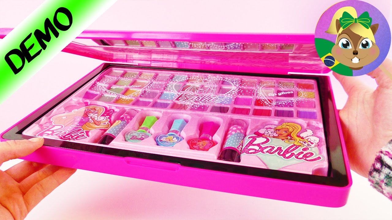 BARBIE MAKE UP | LINDO LAPTOP COM MAIS DE 50 SOMBRAS E GLOSS | Maquiagem para crianças