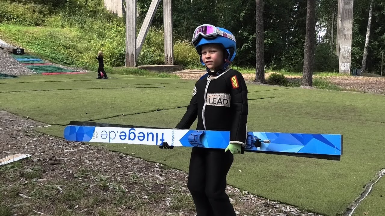 Latu lentoon -kiertue 2024  Kouvola  26-28.7. Mäki K-2 m ja Mäki K-6 m