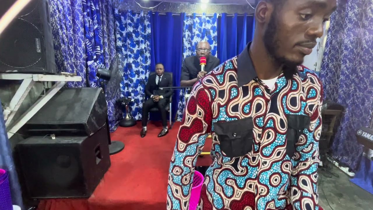 THÈME S'APROCHES AVEC REV FRANÇOIS MUKINDJI DÉDICACE DE L'ANNÉE 