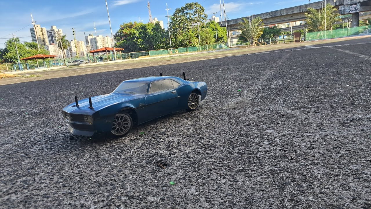 Testando automodelo xray t2 na pista 