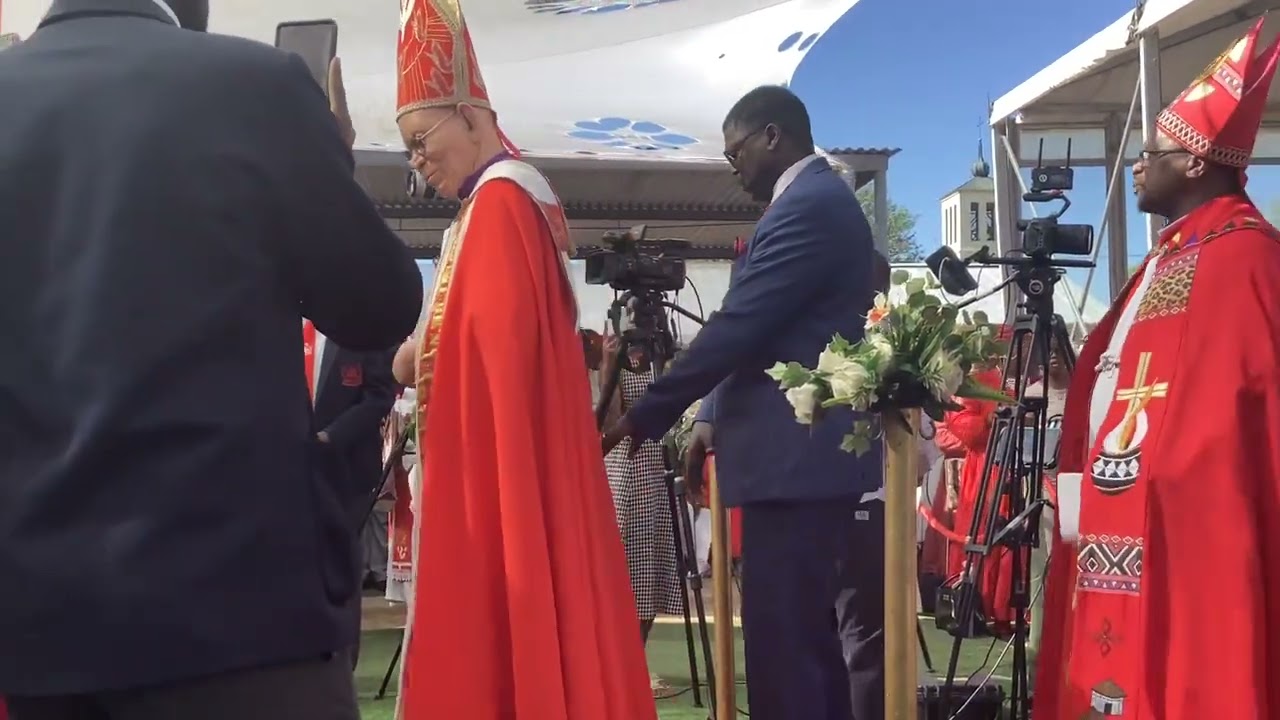 Bishop’s //Kheibeb’s consecration procession entrance, Okahandja, Nov 2025