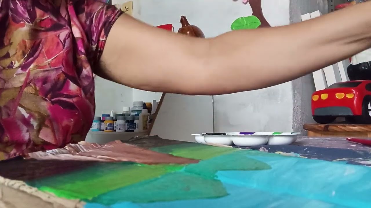 Trenado pintura no papelão.