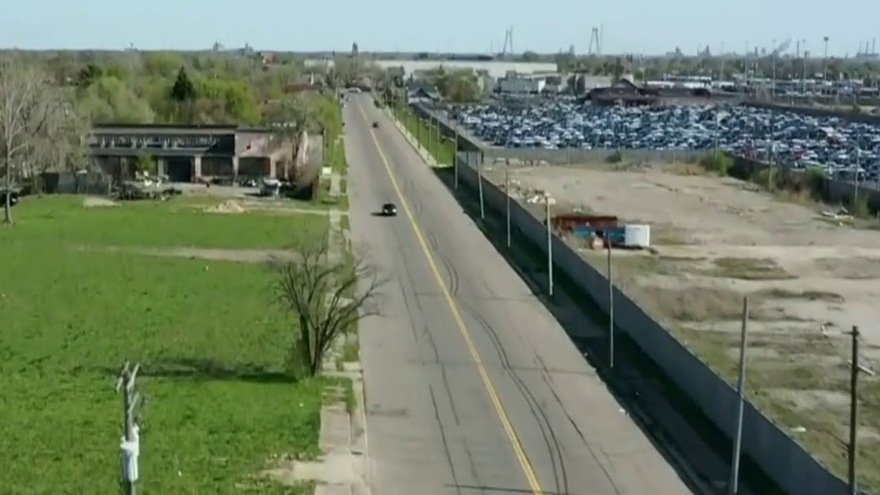 Innocent bystanders hurt in drag racing crash
