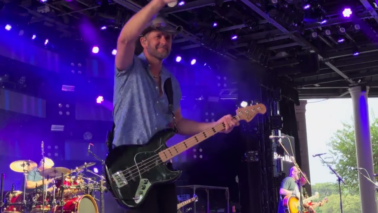 2024 Epcot Garden Rocks Concert Series / Sister Hazel / May 19, 2024 / 8:00 P.M. Show