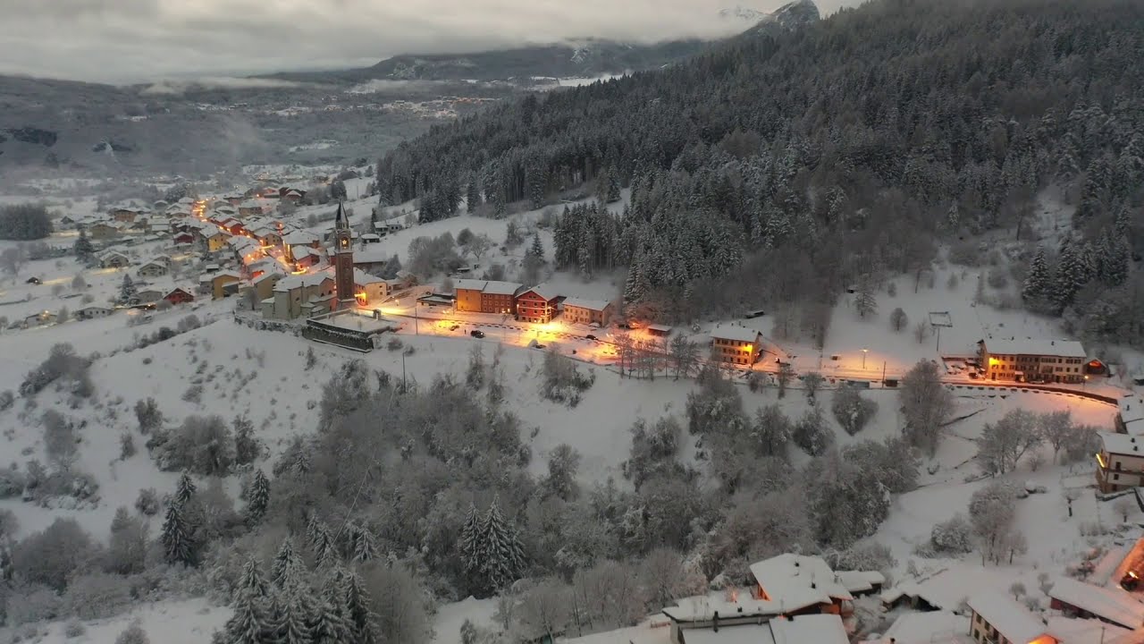 Rotzo Snowfall | Altopiano dei Sette Comuni | Drone