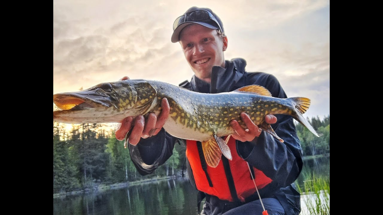 Gjeddetrøbbel fra gummibåt - Første tur med packraft