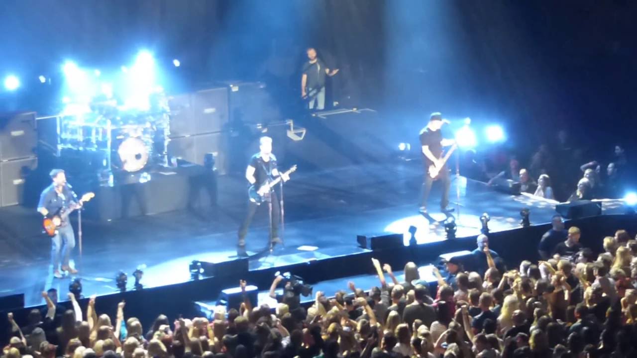 Nickelback - How you remind me (Live) @ SAP Arena Mannheim 02.10.16
