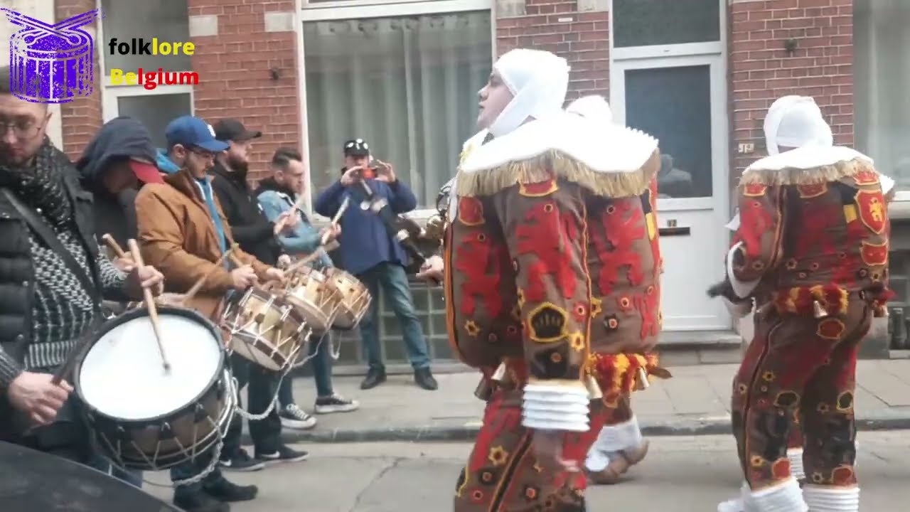 carnaval Charleroi 2022 MATIN - Société Royale les Gilles du Pays Noir - folklore belgium