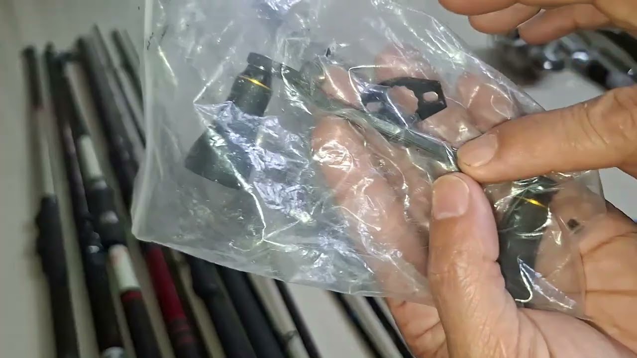 Vedeo22/1 ..lô cần nhật đủ loại ..mồi lur giá rẻ ..lh 0947035947