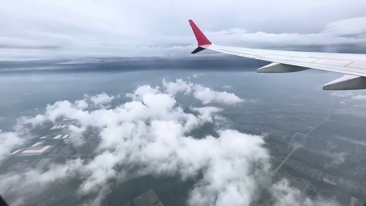 Toronto ✈ Vancouver ✈ Toronto — A Stunning Flight Above Canada’s Beauty