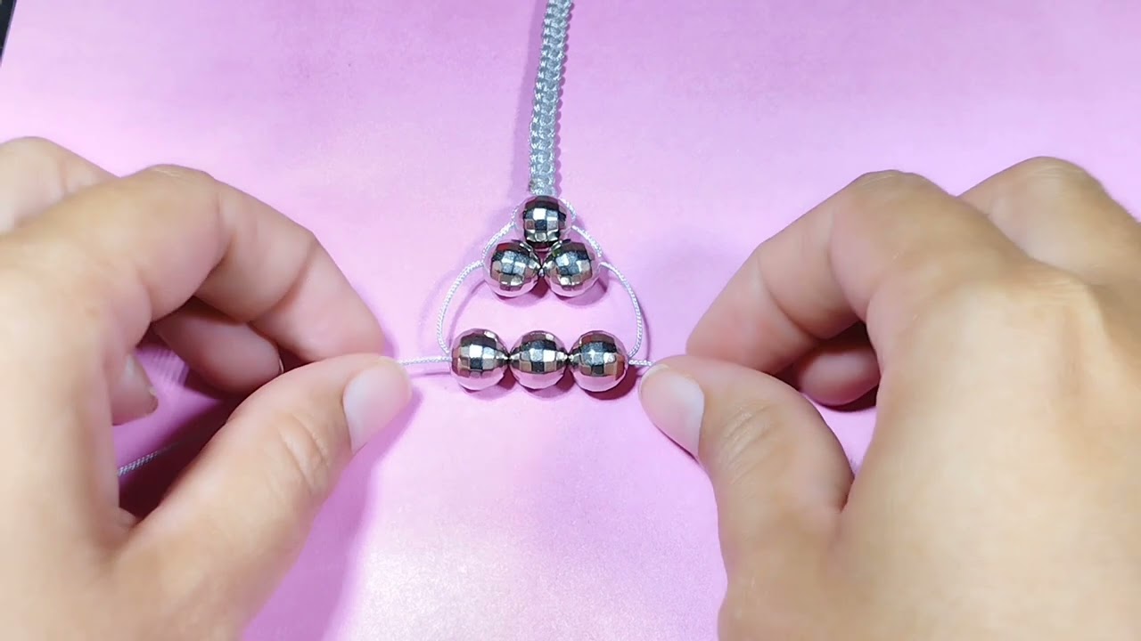 Como hacer una pulsera para hombre con balines