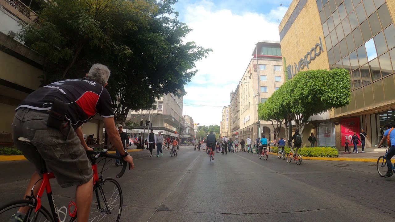 Bike ride in 4K along the VIA RECREACTIVA, Guadalajara. / Paseo en la vía recreativa (Parte 1)
