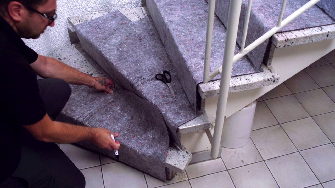 Naturstein Stufen und Treppen schützen und abdecken mit dem Stufenprofil Hammerfest Treppe 850g/m²
