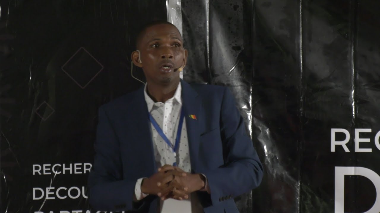 Le refuge des enfants de la rue  | Ibrahima Saikou Diallo | TEDxBambeto