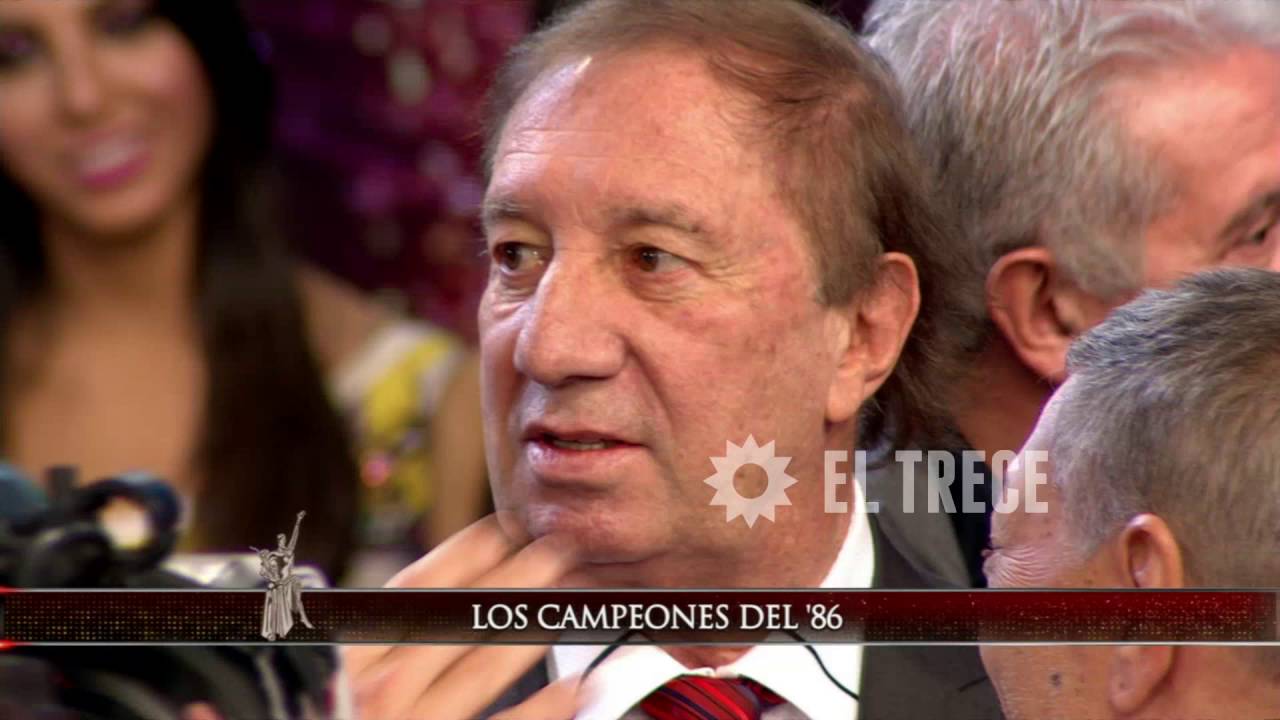 Los campeones del 86 vinieron a ver a su amigo al piso de Showmatch