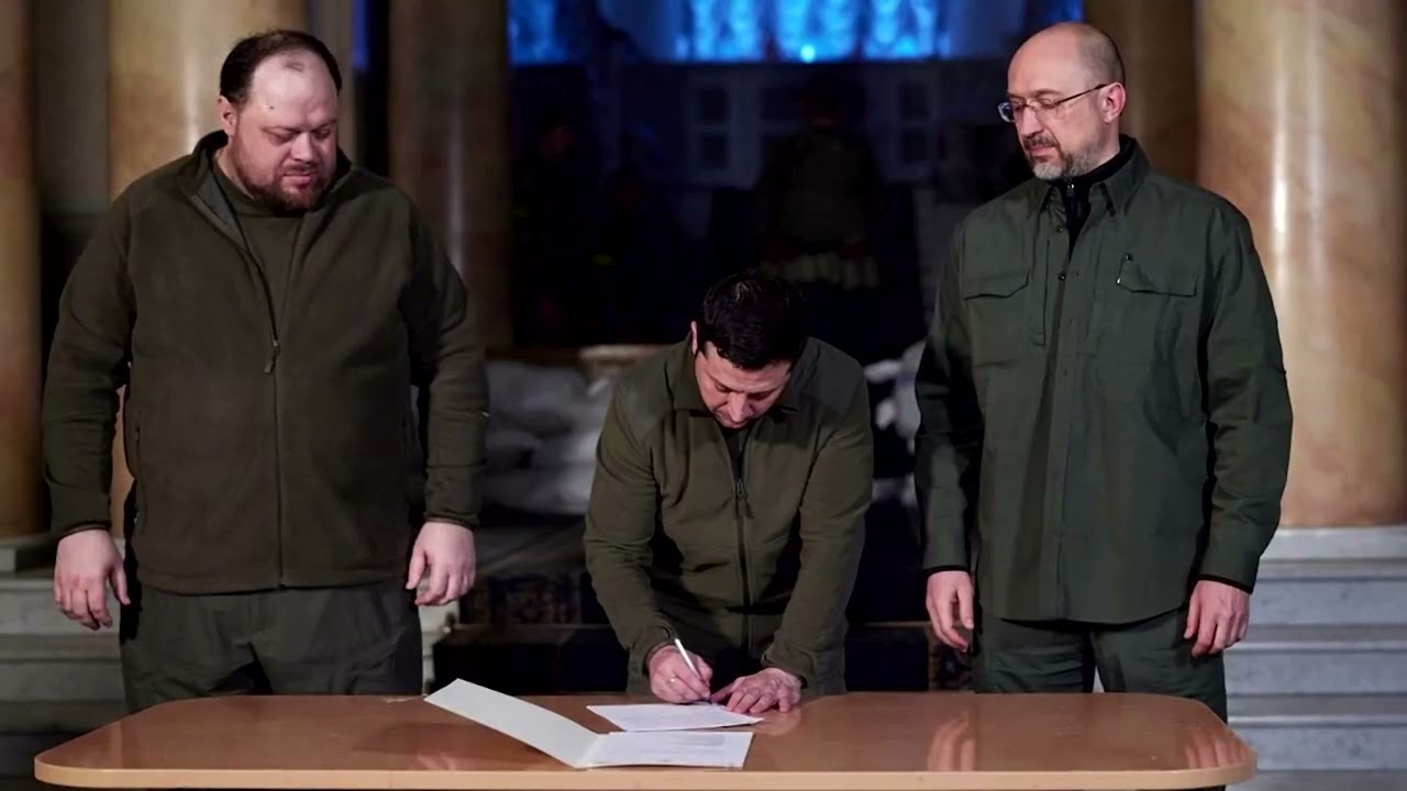 EU backs Ukraine's membership bid as war brings huge shift