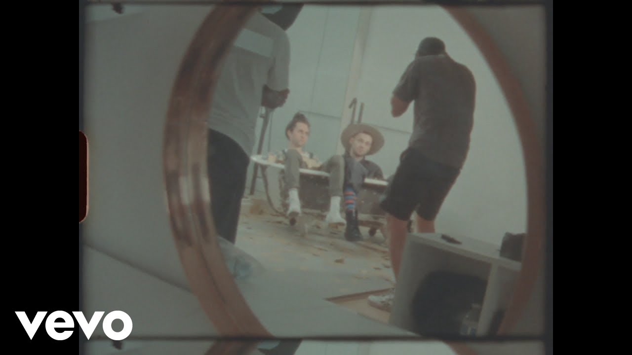 Brasstracks, Tarriona 'Tank' Ball, Jackson Lundy - Not Far Away (Visualizer)