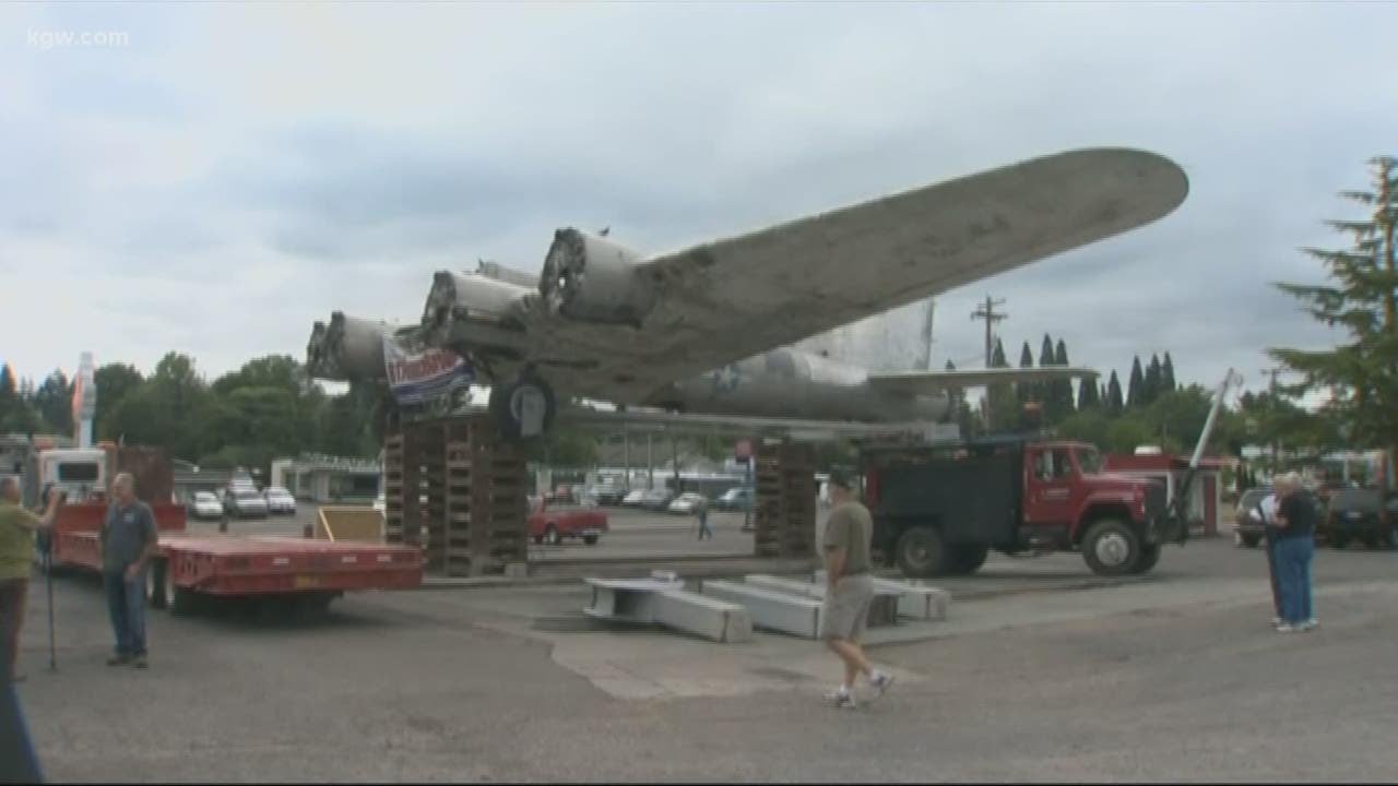 Bomber Restaurant's owners on B17 restoration