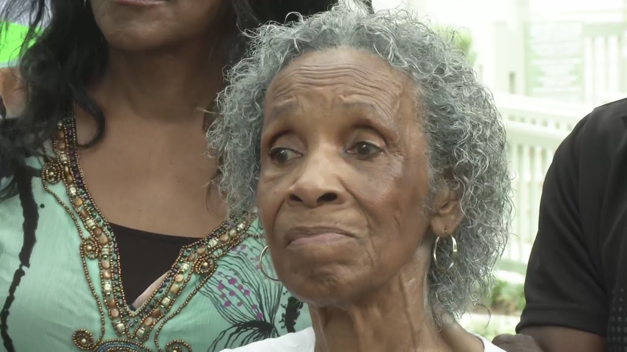 Full presser: 93-year-old Hilton Head woman speaks out against developers