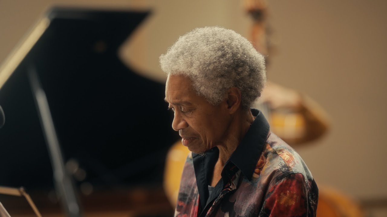 Beverly Glenn-Copeland - Harbour (Song For Elizabeth) - Live from Lakewind Sound Studios