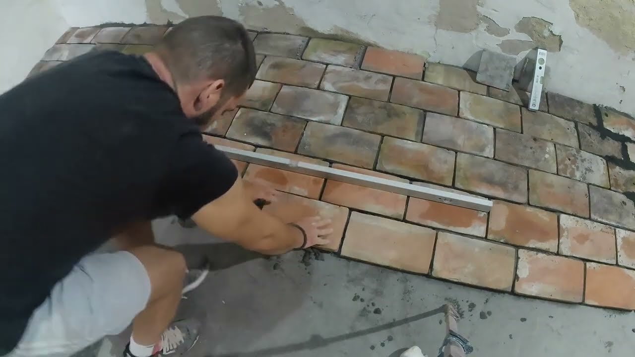 Renoviranje Stare Seoske Kuce - Blatnjare 3, Pod od biber crepa