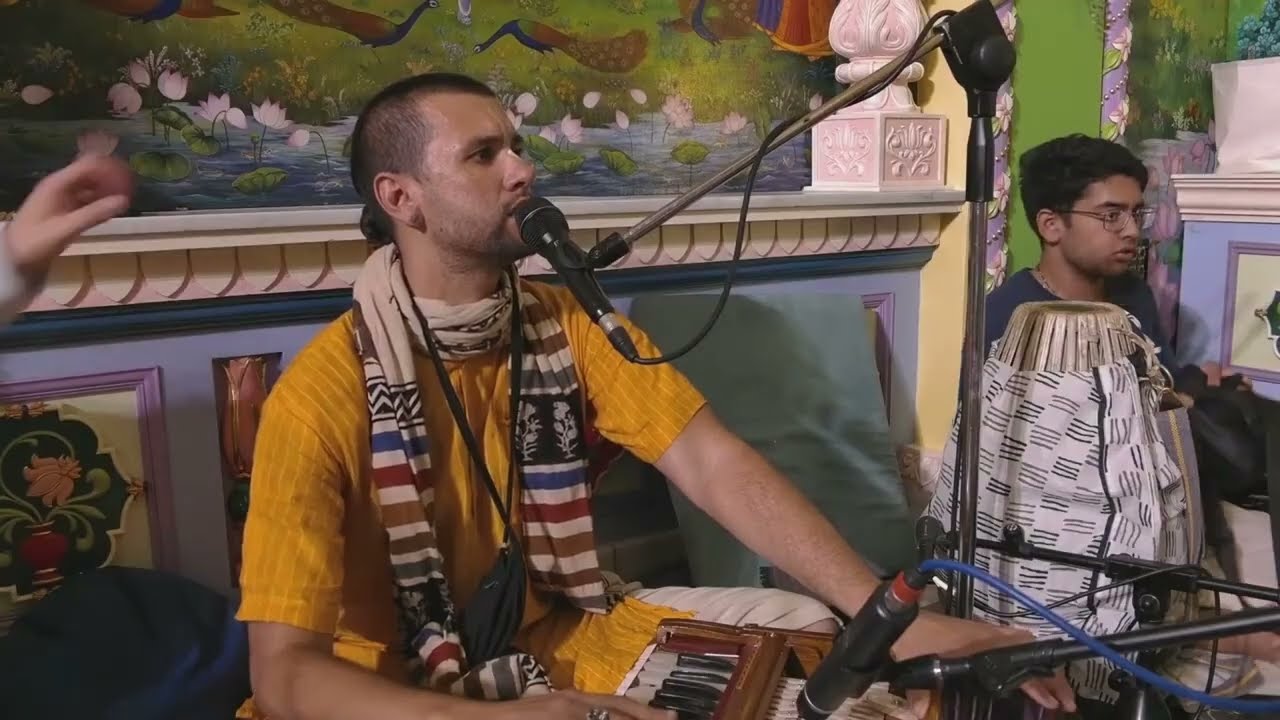 Sacisuta prabhu - Radhastami Day 2 evening kirtan - 2025