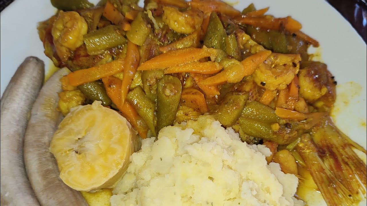 The best coconut curry fish and shrimp u will have #drafts 2025😋🇯🇲#coconutcurry #food #fish 