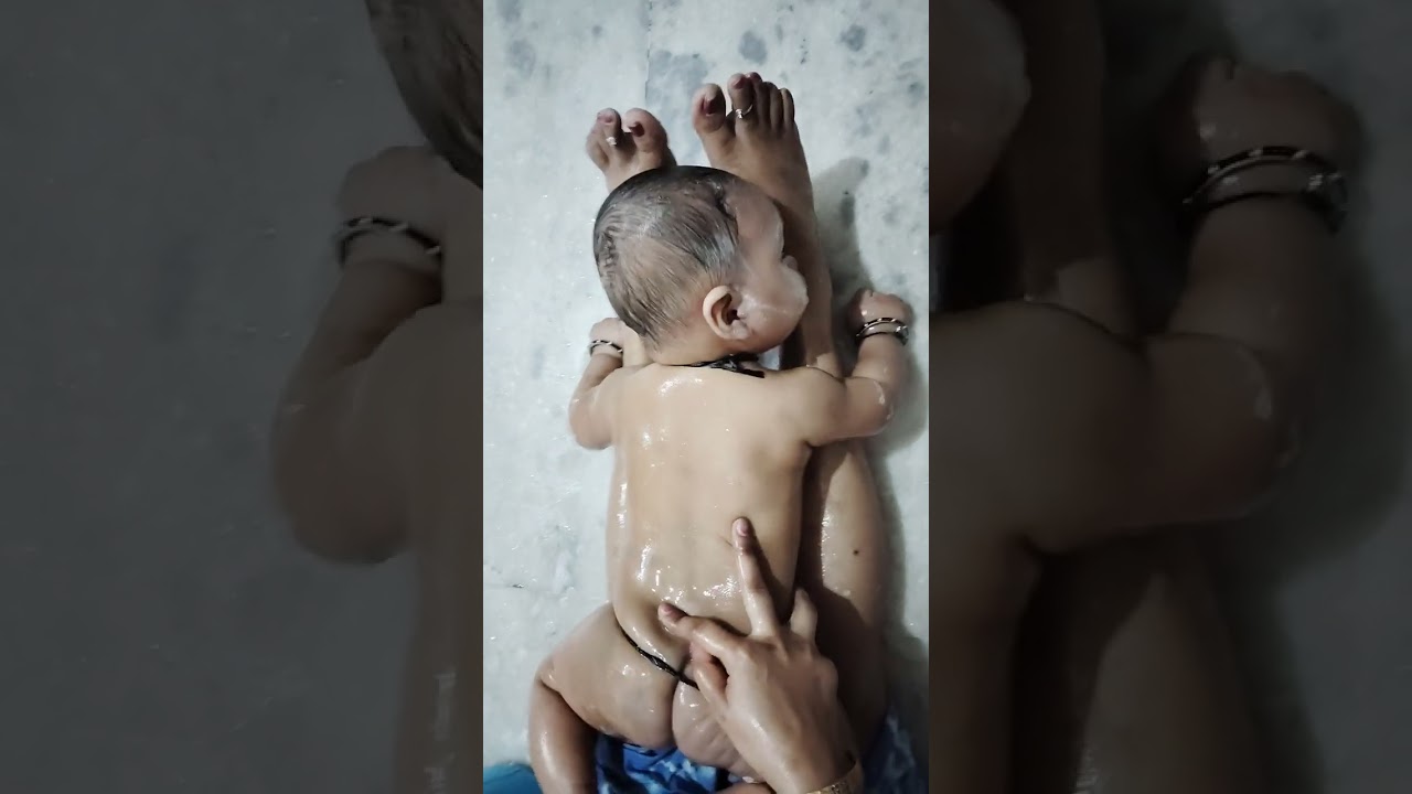 cute baby bathing video 🥰🥰🥰🥰🩷🩷🩷🩷🩷